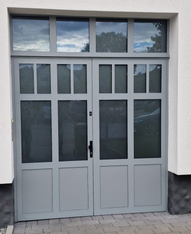 Mannheim / Hauseingangstor Hauseingangstür